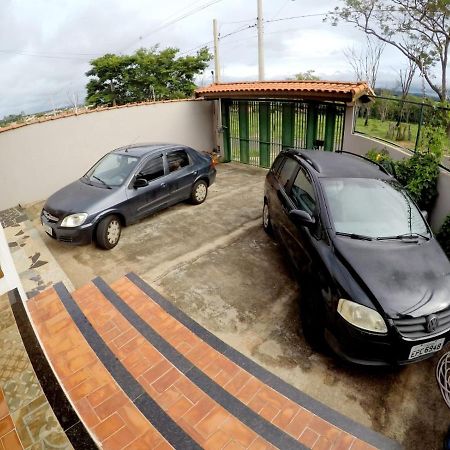 Casa Em Brotas Com Piscina E Churrasqueira Exterior photo